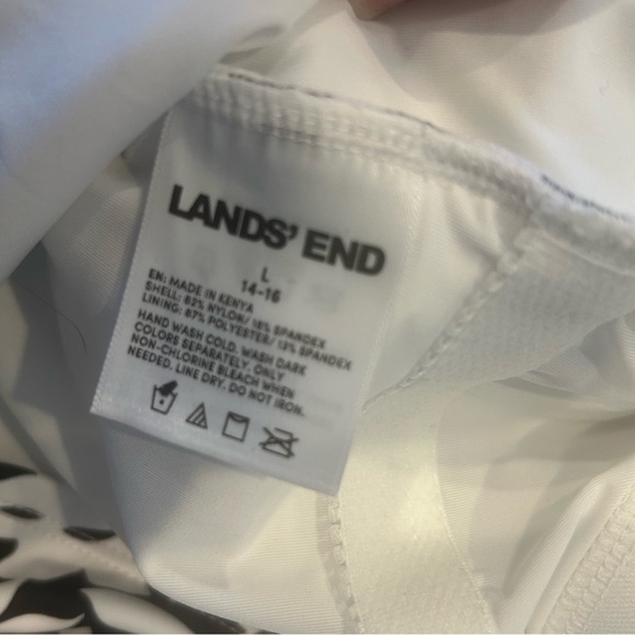 Lands End Womens One Piece Swimsuit Square Neck Black Havana Floral Size 14-16 L - Picture 7 of 8